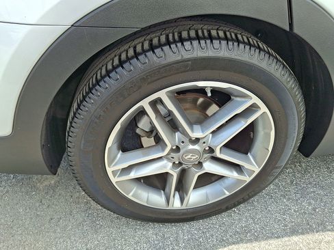 Used 2017 Hyundai Santa Fe Limited AWD/4WD image 11