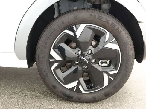 Used 2025 Kia Niro Wave w/ Wave Preserve Package image 7