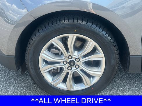 Certified 2024 Ford Edge Titanium AWD/4WD image 13