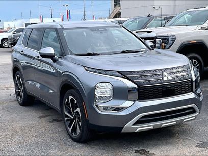 Used 2024 Mitsubishi Outlander SE