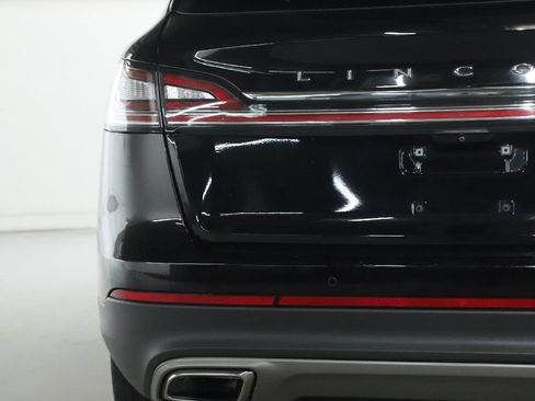 Used 2023 Lincoln Nautilus Reserve AWD/4WD image 44