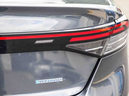 Used 2024 Honda Accord EX-L image 10