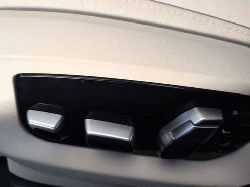 Used 2018 BMW 540i image 18