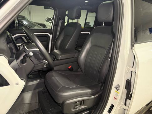 Used 2022 Land Rover Defender 110 X-Dynamic HSE AWD/4WD image 12