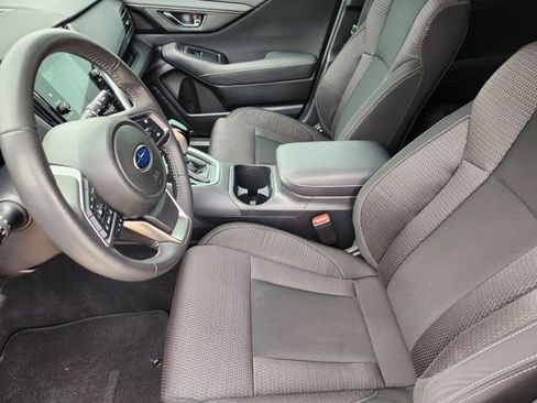 Used 2025 Subaru Outback Premium image 13