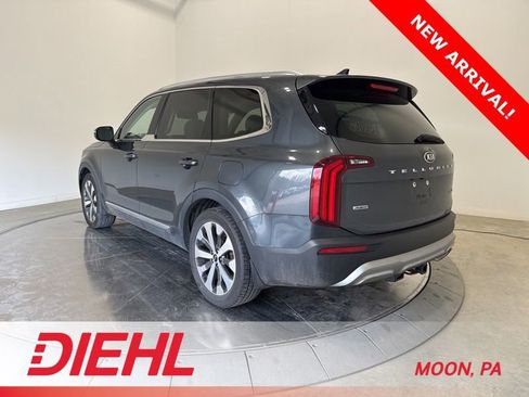 Used 2020 Kia Telluride EX w/ EX Premium Package AWD/4WD image 5