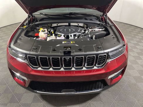 Used 2022 Jeep Grand Cherokee Limited 4xe w/ Luxury Tech Group II image 25