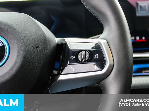 Used 2025 BMW i5 eDrive40i w/ M Sport Package image 29