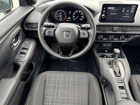 New 2026 Honda HR-V Sport image 13