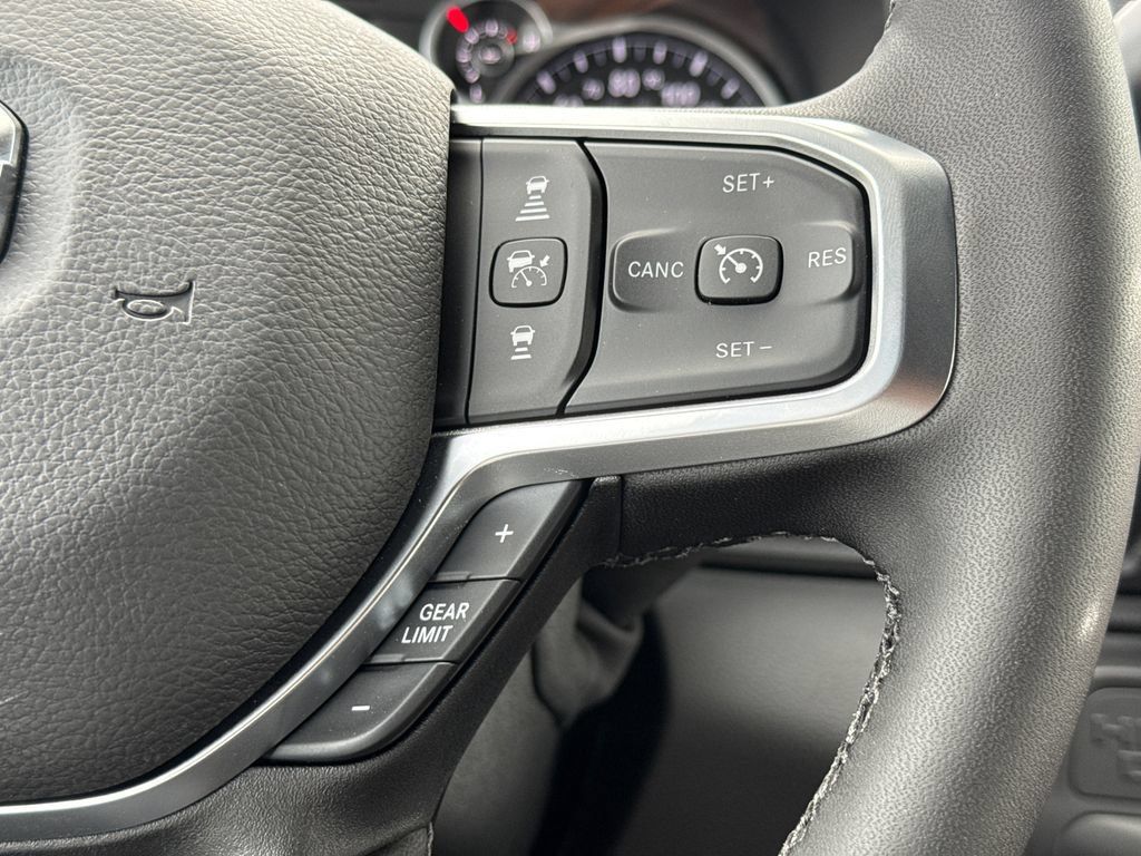 New 2026 RAM 3500 Big Horn AWD/4WD image 27