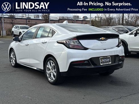 Used 2016 Chevrolet Volt Premier w/ Driver Confidence Package FWD image 5