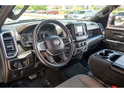 Used 2022 RAM 1500 Big Horn AWD/4WD image 13