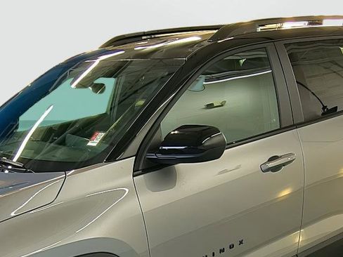 New 2026 Chevrolet Equinox RS w/ Convenience Package III image 8