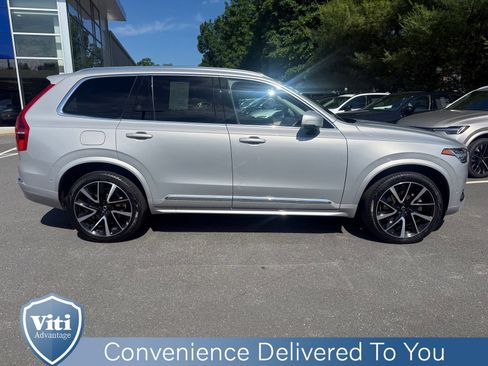 Used 2023 Volvo XC90 B6 Plus w/ Protection Package AWD/4WD image 9