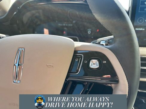 New 2026 Lincoln Corsair Reserve image 12