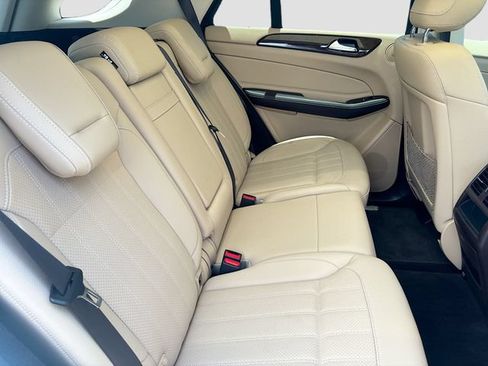 Used 2018 Mercedes-Benz GLE 350 image 27