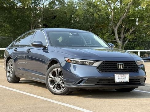 Used 2023 Honda Accord EX image 2