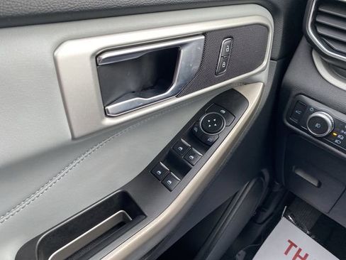 Certified 2022 Ford Explorer XLT w/ Equipment Group 202A image 26