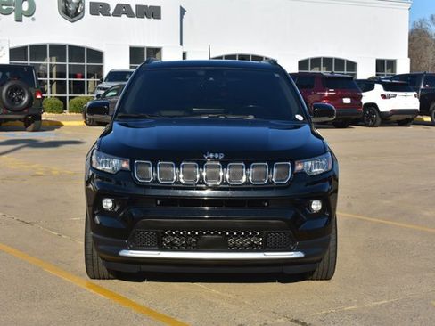 Used 2022 Jeep Compass Limited w/ Sun and Sound Group image 2
