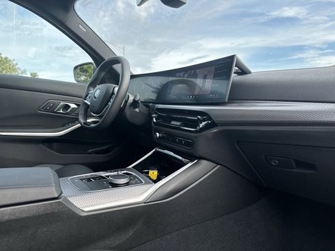 Certified 2025 BMW 330i xDrive Sedan w/ M Sport Package image 29