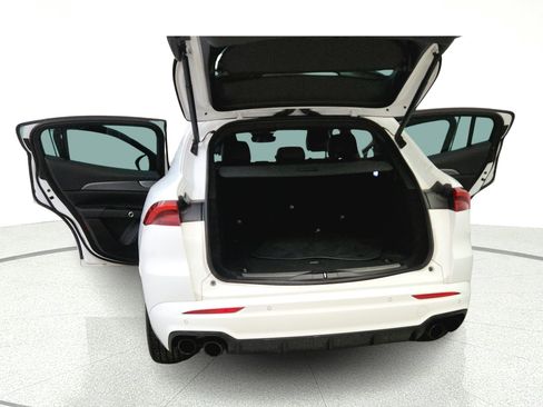 Used 2023 Maserati Grecale GT AWD/4WD image 13