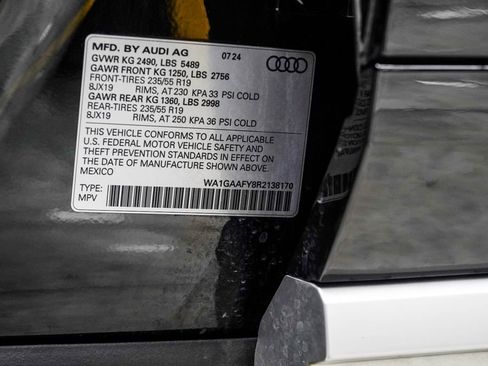 Used 2024 Audi Q5 2.0T Premium AWD/4WD image 41