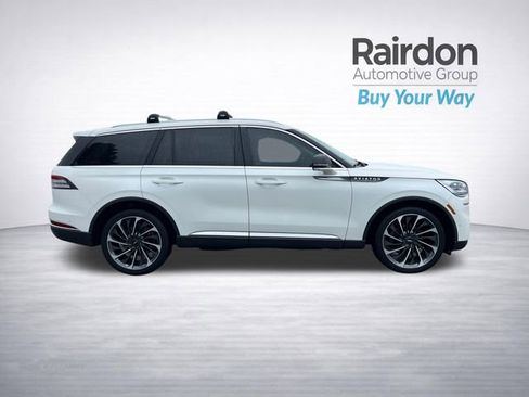 Used 2020 Lincoln Aviator Reserve w/ Equipment Group 202A image 10