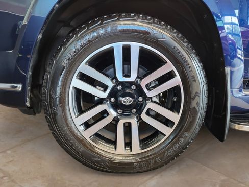 Used 2019 Toyota 4Runner Limited RWD image 28