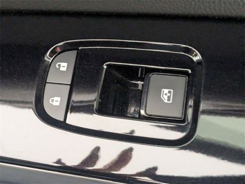 Used 2022 Nissan Pathfinder SL image 35