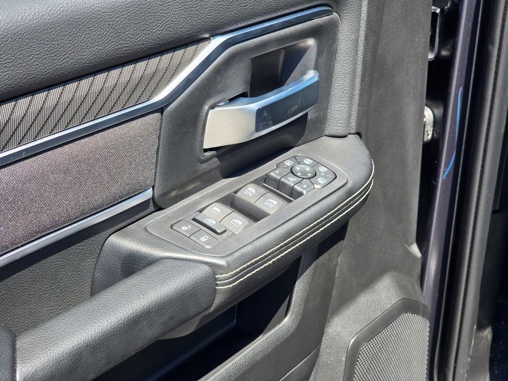New 2026 RAM 2500 Big Horn AWD/4WD image 35