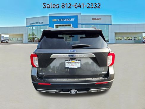 Used 2020 Ford Explorer XLT w/ Equipment Group 202A AWD/4WD image 6