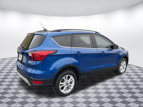 Used 2019 Ford Escape SEL AWD/4WD image 3
