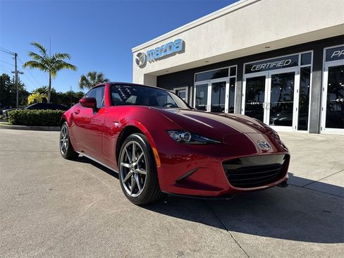 Used 2022 MAZDA MX-5 Miata RF Grand Touring image 31