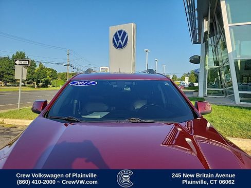 Used 2017 GMC Acadia SLT AWD/4WD image 23