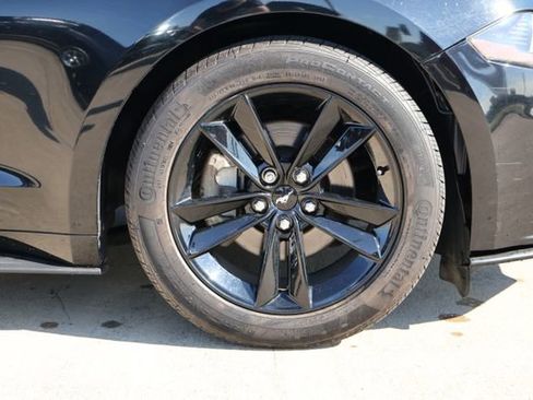 Used 2020 Ford Mustang Premium image 21