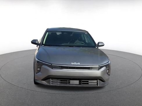 Used 2025 Kia K4 LXS FWD image 4