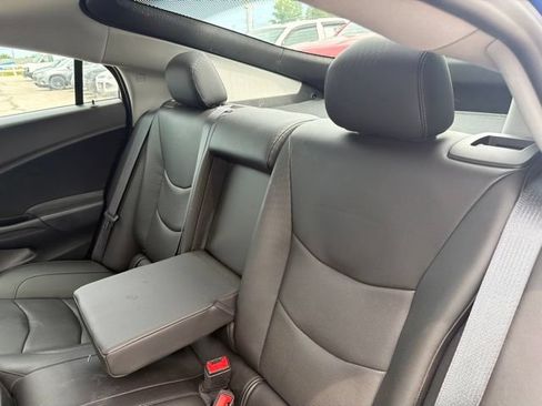 Used 2018 Chevrolet Volt Premier w/ Driver Confidence Package FWD image 22