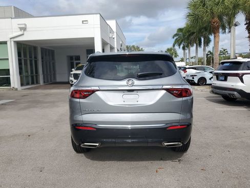 Certified 2024 Buick Enclave Essence w/ Technology Package image 4