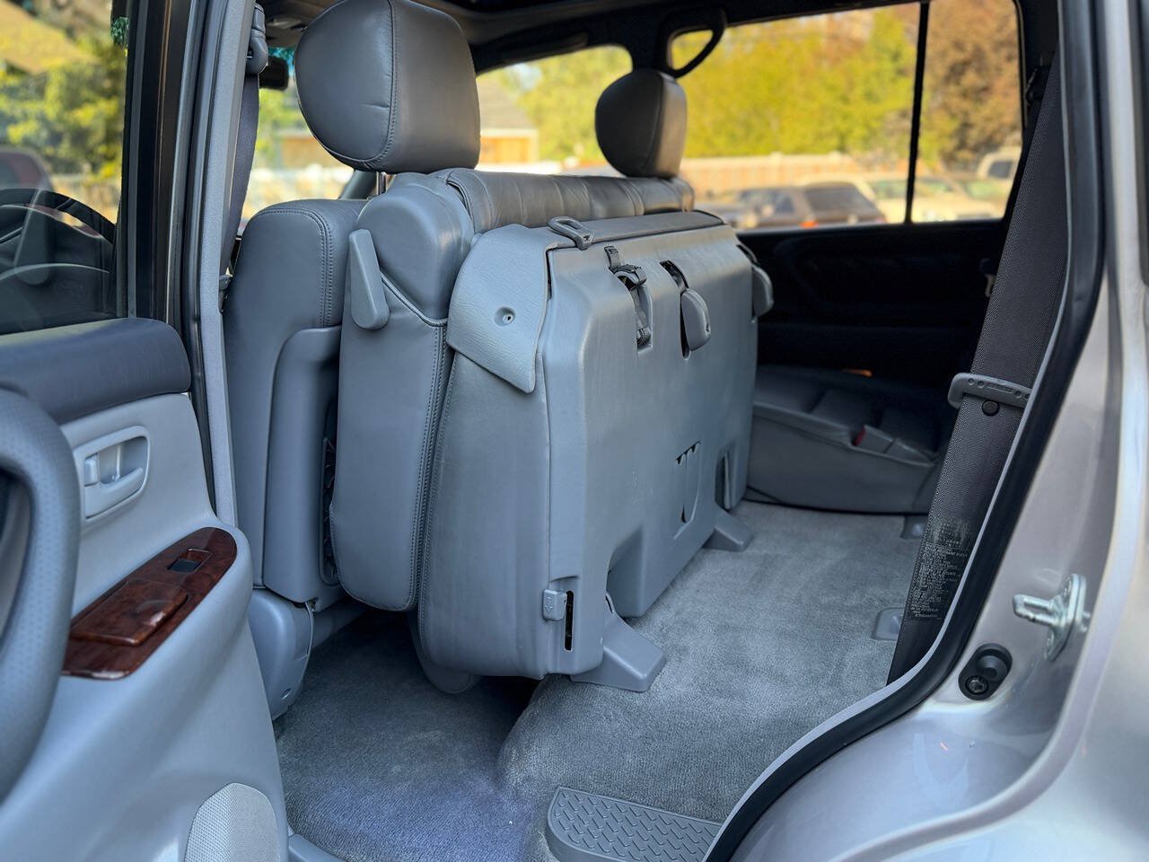 Used 1999 Toyota Land Cruiser w/ Leather Trim Pkg AWD/4WD image 41