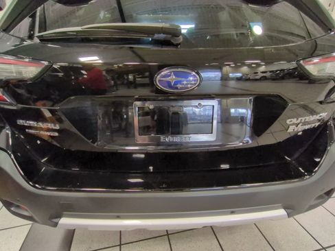 Used 2023 Subaru Outback Limited image 27