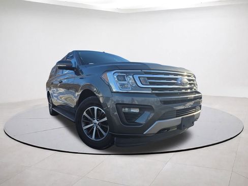 Used 2018 Ford Expedition Max XLT image 9