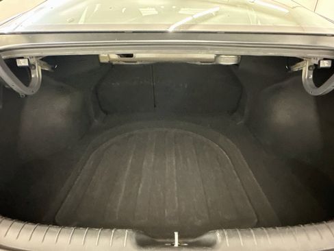 Used 2024 Hyundai Elantra Limited FWD image 30