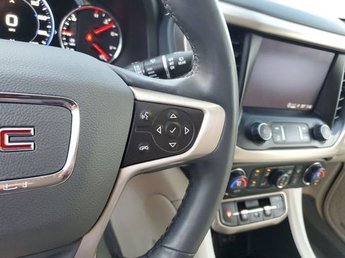 Used 2023 GMC Acadia Denali w/ Denali Technology Package FWD image 27
