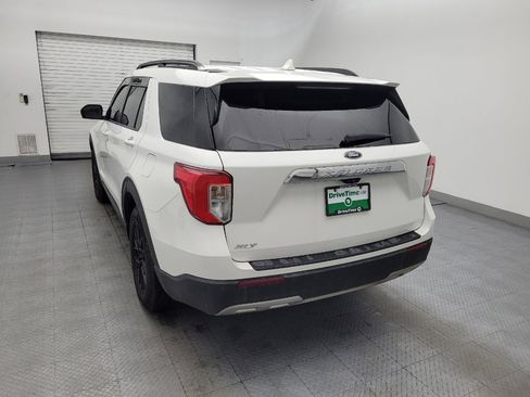 Used 2021 Ford Explorer XLT w/ Equipment Group 202A RWD image 6