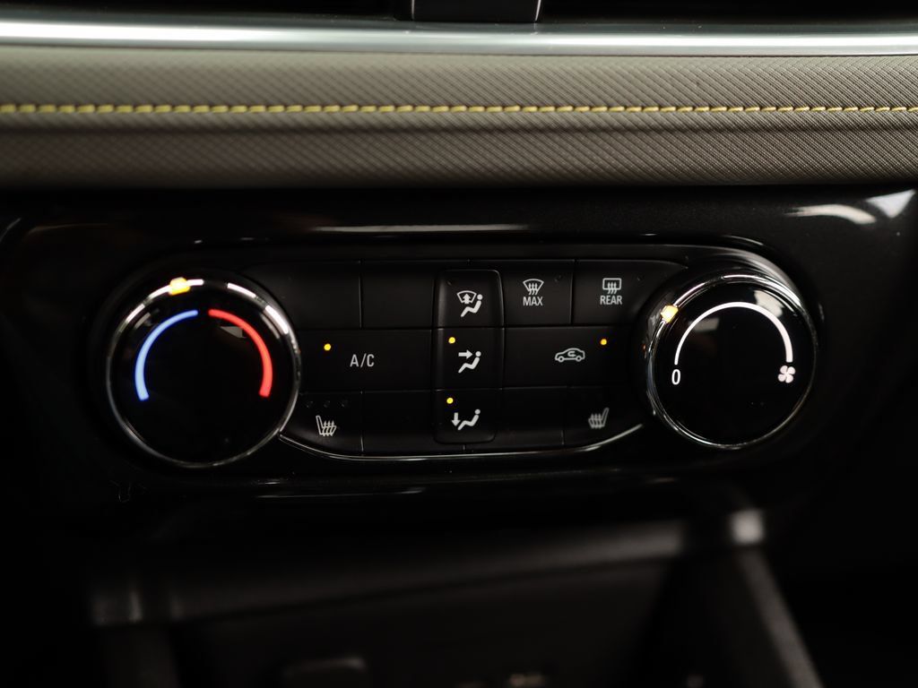 Used 2024 Chevrolet TrailBlazer ACTIV AWD/4WD image 15