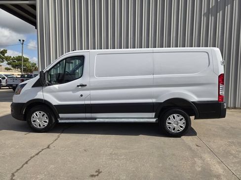 Used 2025 Ford Transit 250 Low Roof w/ Exterior Upgrade Package RWD image 6