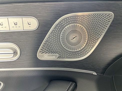 Used 2025 Mercedes-Benz GLS 450 4MATIC image 25