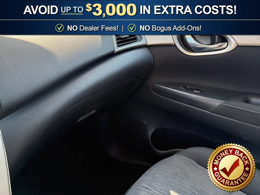 Used 2015 Nissan Sentra SV FWD image 29