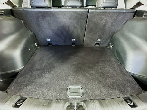 Used 2022 Jeep Compass Limited image 33