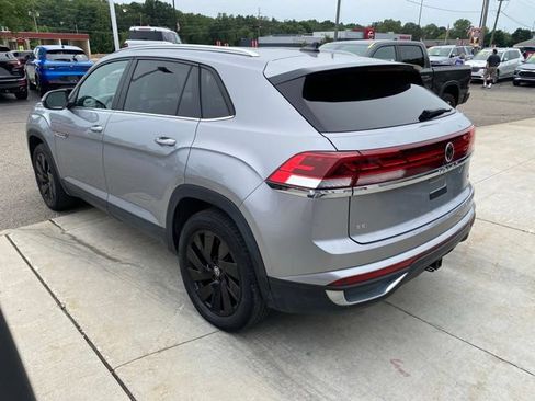 Used 2024 Volkswagen Atlas Cross Sport SE AWD/4WD image 9